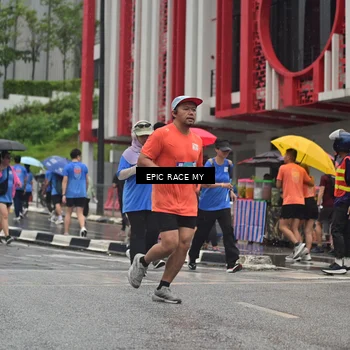 Runner Photo 7880640