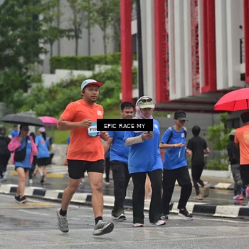 Runner Photo 7880645