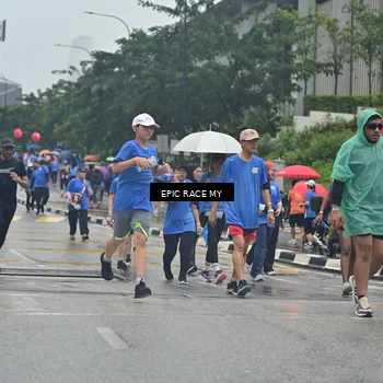 Runner Photo 7880673