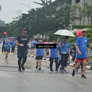 Runner Photo 7880678