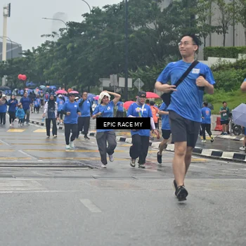 Runner Photo 7880691