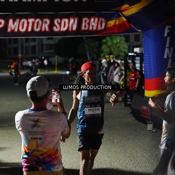 Runner Photo 7880757