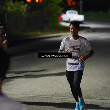Runner Photo 7880804
