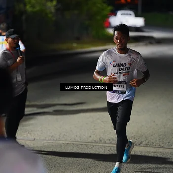 Runner Photo 7880805
