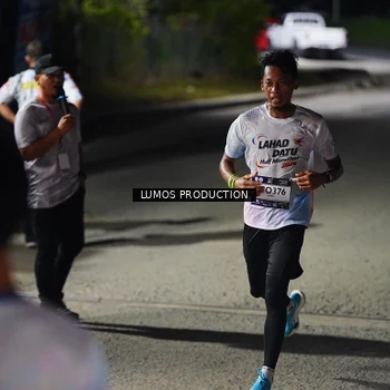 Runner Photo 7880808