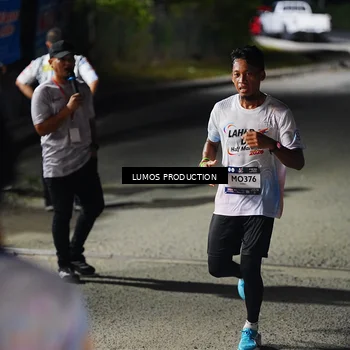 Runner Photo 7880811