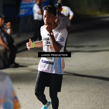 Runner Photo 7880832