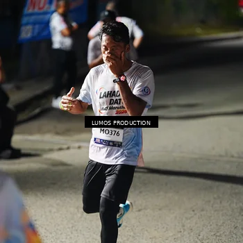 Runner Photo 7880834