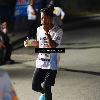 Runner Photo 7880841