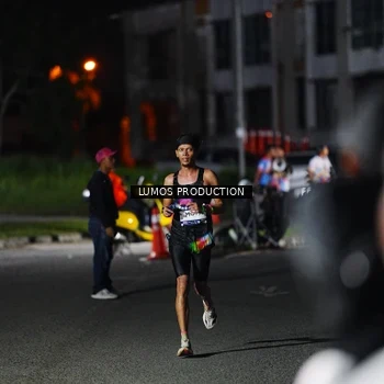 Runner Photo 7880844