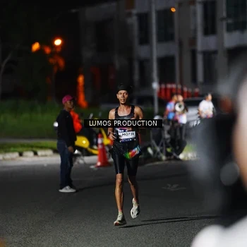 Runner Photo 7880845