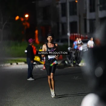 Runner Photo 7880853