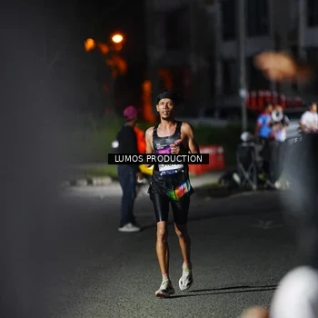 Runner Photo 7880861