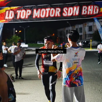 Runner Photo 7880926