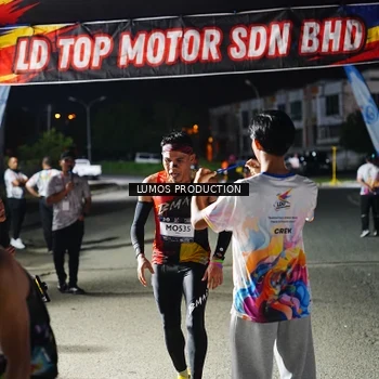 Runner Photo 7880933