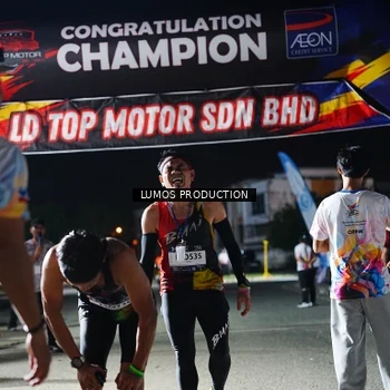 Runner Photo 7880940