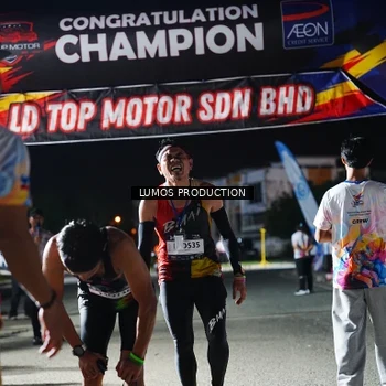 Runner Photo 7880944