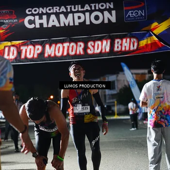 Runner Photo 7880953
