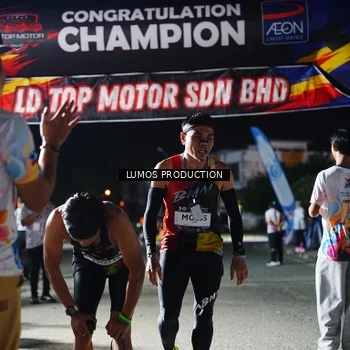 Runner Photo 7880965