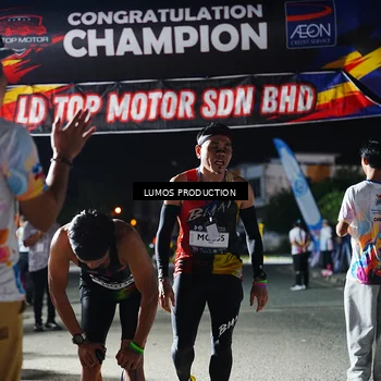 Runner Photo 7880967