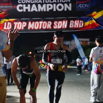 Runner Photo 7880973