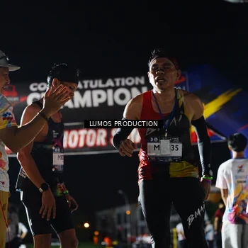 Runner Photo 7880983