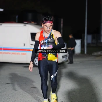Runner Photo 7881001
