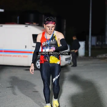 Runner Photo 7881012