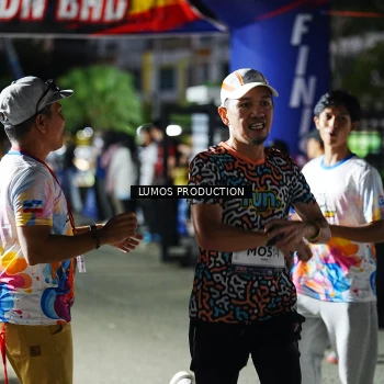 Runner Photo 7881059