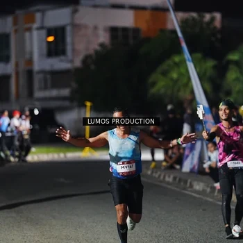 Runner Photo 7881083