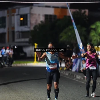 Runner Photo 7881085