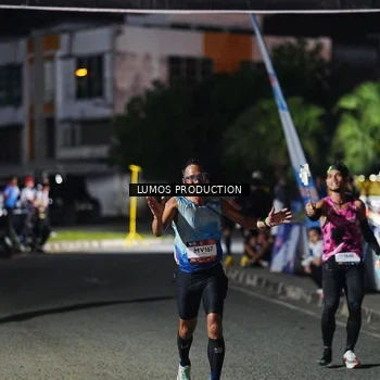 Runner Photo 7881091