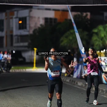 Runner Photo 7881092