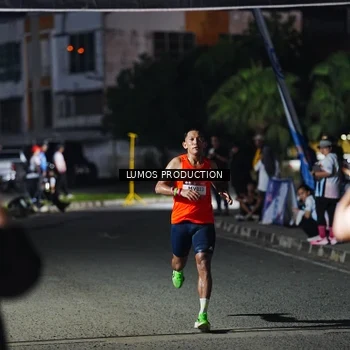 Runner Photo 7881126