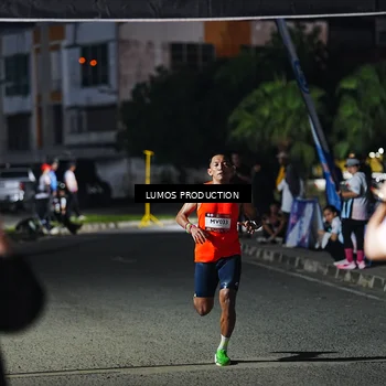 Runner Photo 7881130