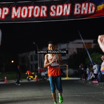 Runner Photo 7881149