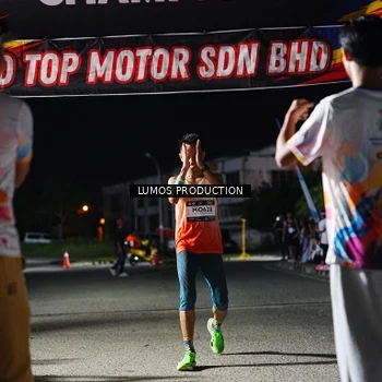 Runner Photo 7881160