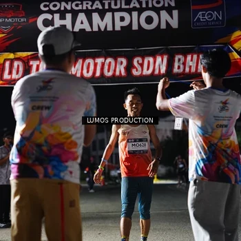 Runner Photo 7881169