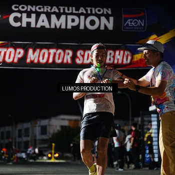 Runner Photo 7881235