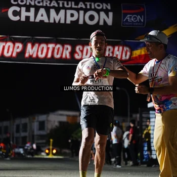 Runner Photo 7881243