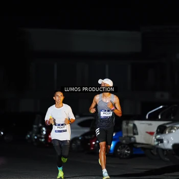 Runner Photo 7881275