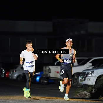 Runner Photo 7881290