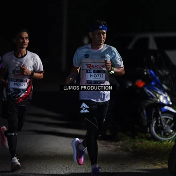 Runner Photo 7881488
