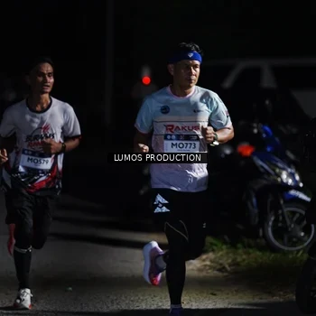 Runner Photo 7881489