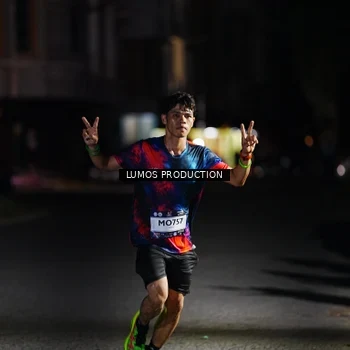 Runner Photo 7881494