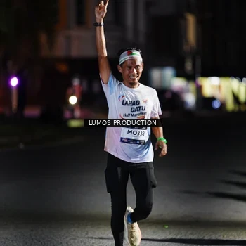 Runner Photo 7881586