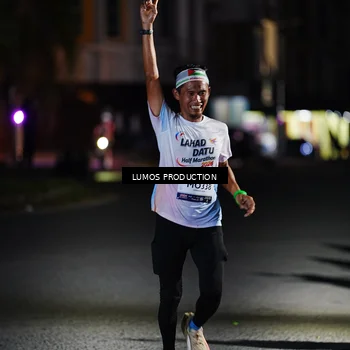 Runner Photo 7881589