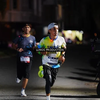 Runner Photo 7881593