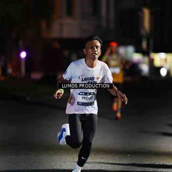 Runner Photo 7881607