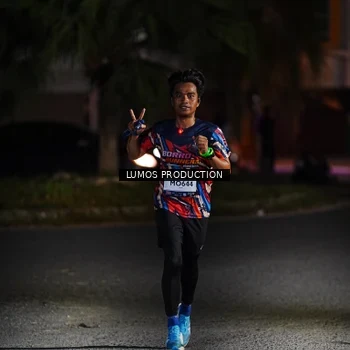 Runner Photo 7881625